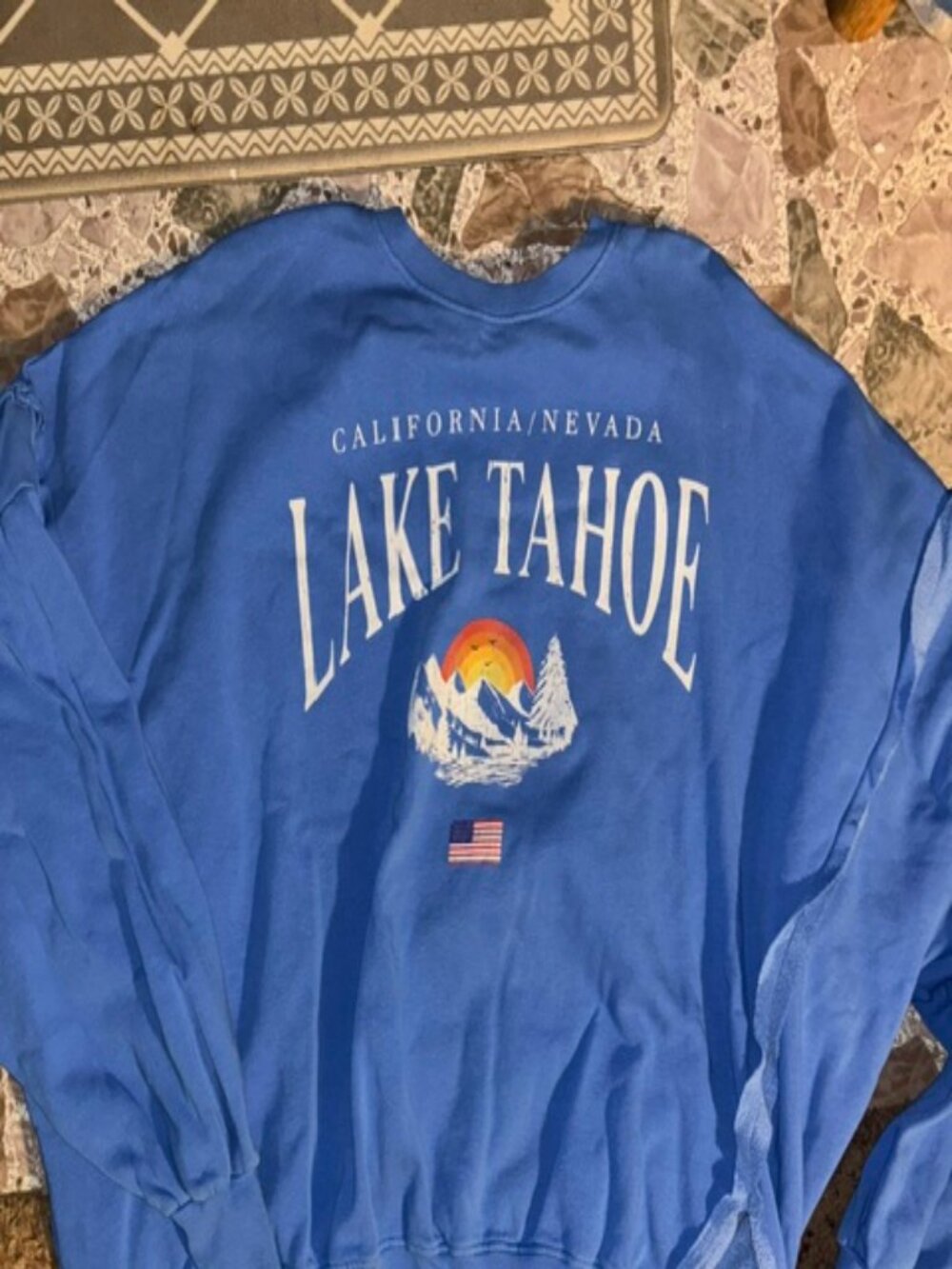 LAKE TAHOE OVERSIZED SWEATSHIRT